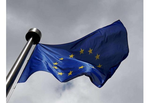拉加德获欧洲央行行长提名！欧元空头窃喜，警惕欧盟政治分歧加剧